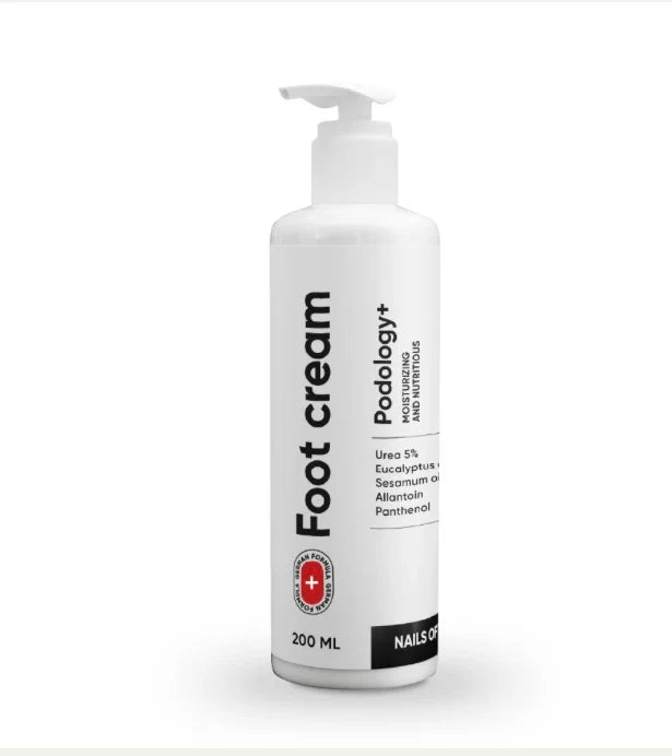 NAILSOFTHEDAY Foot cream ( crema para los pies con 5%urea )