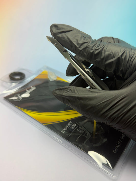 Alicates profesionales para piel
EXPERT S30  5mm