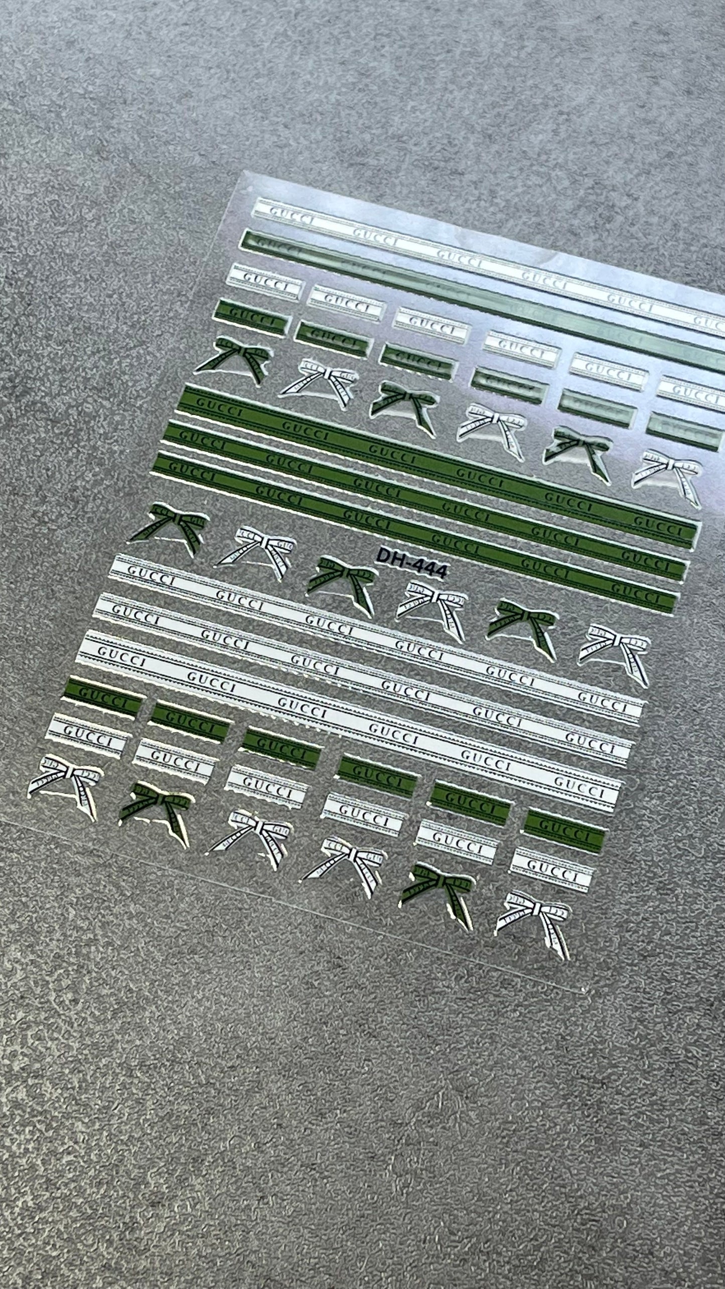 Sticker DH-444