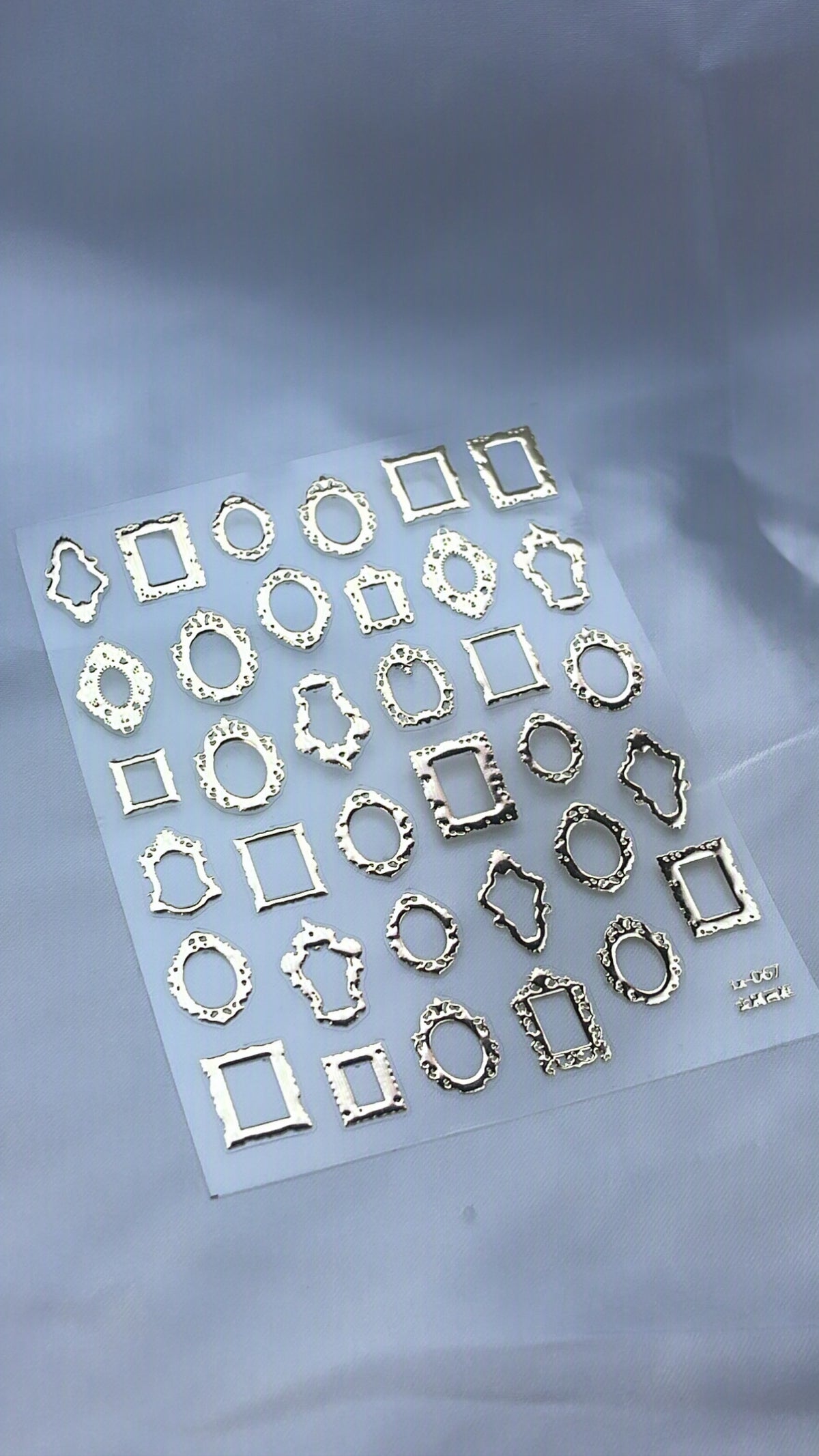 Sticker metallic gold
